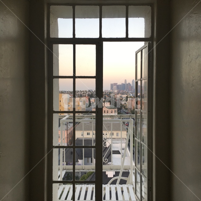 창문,해질녘,window,도심풍경,sunset,cityview