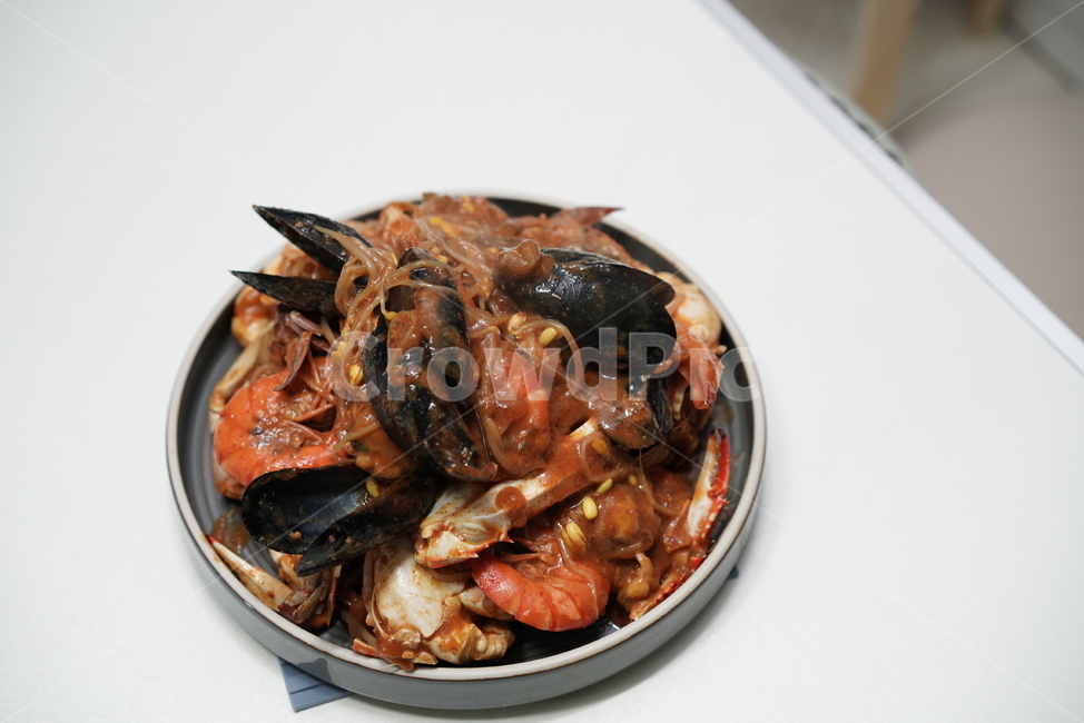 새우,해물찜,해물,음식,요리,먹거리,식사,안주,홍합,해산물,한식,접시,안주거리,dish,food,meal,음식,식재료,요리,food,cook,meal,dishes,food reserves