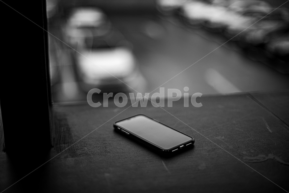 휴대전화,핸드폰,cellphone,phone,흑백,감성,흑백,모노톤,monochrome,black and white,정보통신기술,전자기기,전자제품,it,information,technology,electronic equipment
