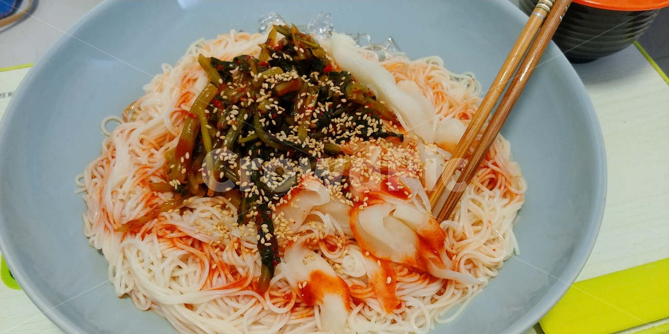 김치말이국수,간단요리,자취요리,열무국수,해장국수,김치소면,혼술혼밥,침샘자극냉면