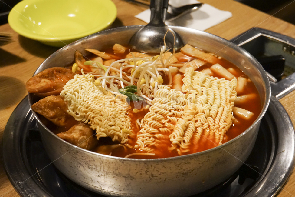 떡볶이,라볶이,bowl,사발,food,음식,dish,요리,meal,식사,한국음식,매운요리,한국요리,매운음식,맛집,떡,음식,식재료,요리,food,cook,meal,dishes,food reserves,한식,한국음식,한국요리,korean food,korean dishes,korean meal,korean cook