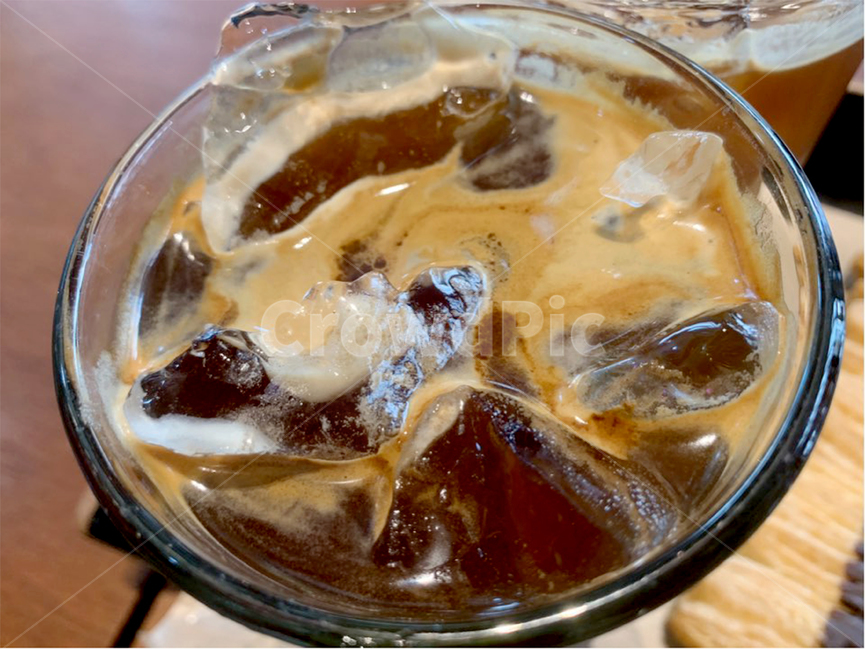 아이스아메리카노,커피,여름,카페,아메리카노,아아,크레마,coffee,creama,시원한,cafe,디저트,아이스,얼음