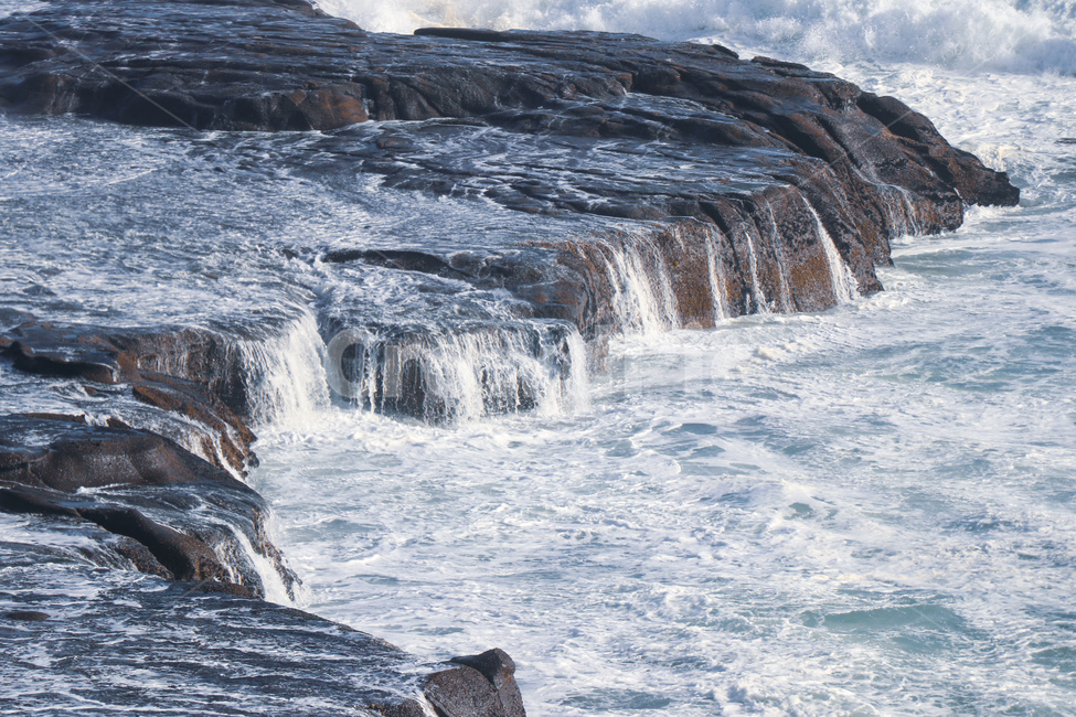 뉴질랜드,북섬,무리와이,해변,바다,태평양,바닷가,beach,ocean,sea,newzealand,muriwai,파도,wave,암석,돌,자연,대자연,풍경,광경,장관,세계자연풍경,해외자연풍경,외국자연풍경,world nature landscape,outdoors,옥외,water,물,대양,nature