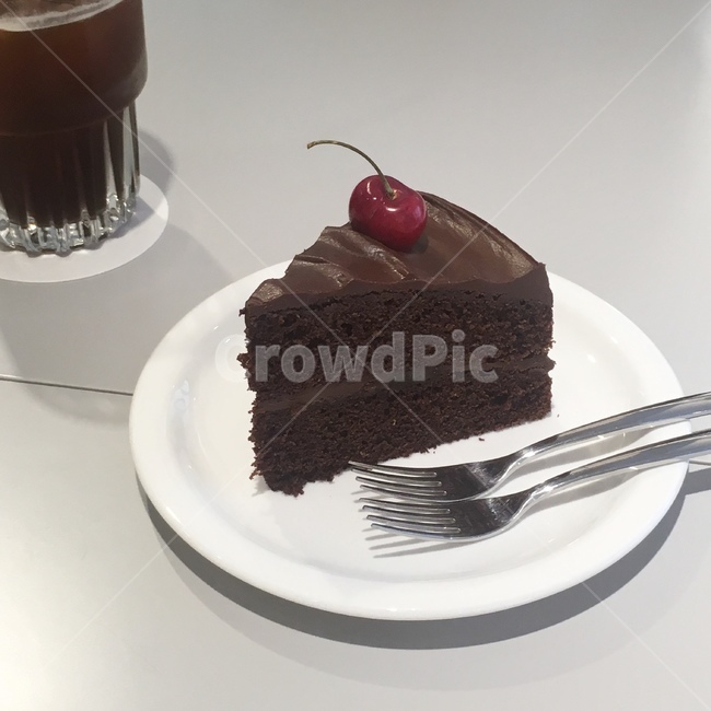 cake,케이크,음식,dessert,디저트,초코케이크,초코케잌,chocolate,chocolatecake,cherry,sweet,healing,cafe,카페,힐링,휴식,달콤한,달달한