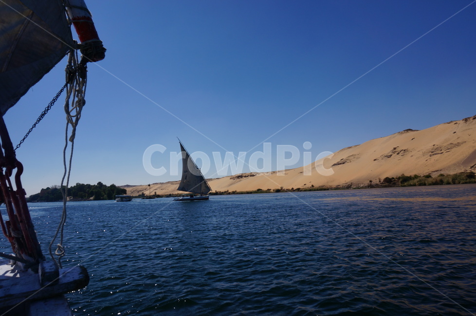 이집트,아스완,룩소르,나일강,펠루가,배,돛단배,강,나일,여행,세계일주,세계여행,egypt,자연,풍경,nature,landscape,해외,외국,세계,foreign,oversea,world,세계자연풍경,해외자연풍경,외국자연풍경,world nature landscape,여행,휴가,traveling,vacation,trip,교통,교통수단,traffic,transportation,boat,보트,vehicle,차량