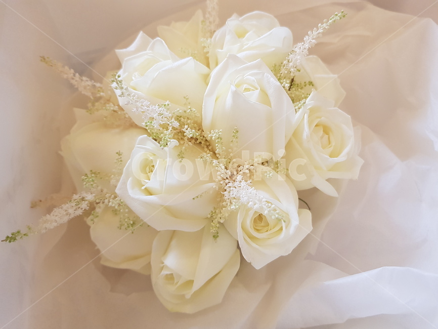 부케,장미부케,꽃,결혼식,wedding,flower,bouquet,화이트,흰색부케,신부,꽃,flower,결혼,혼례,웨딩,wedding,marriage,marry