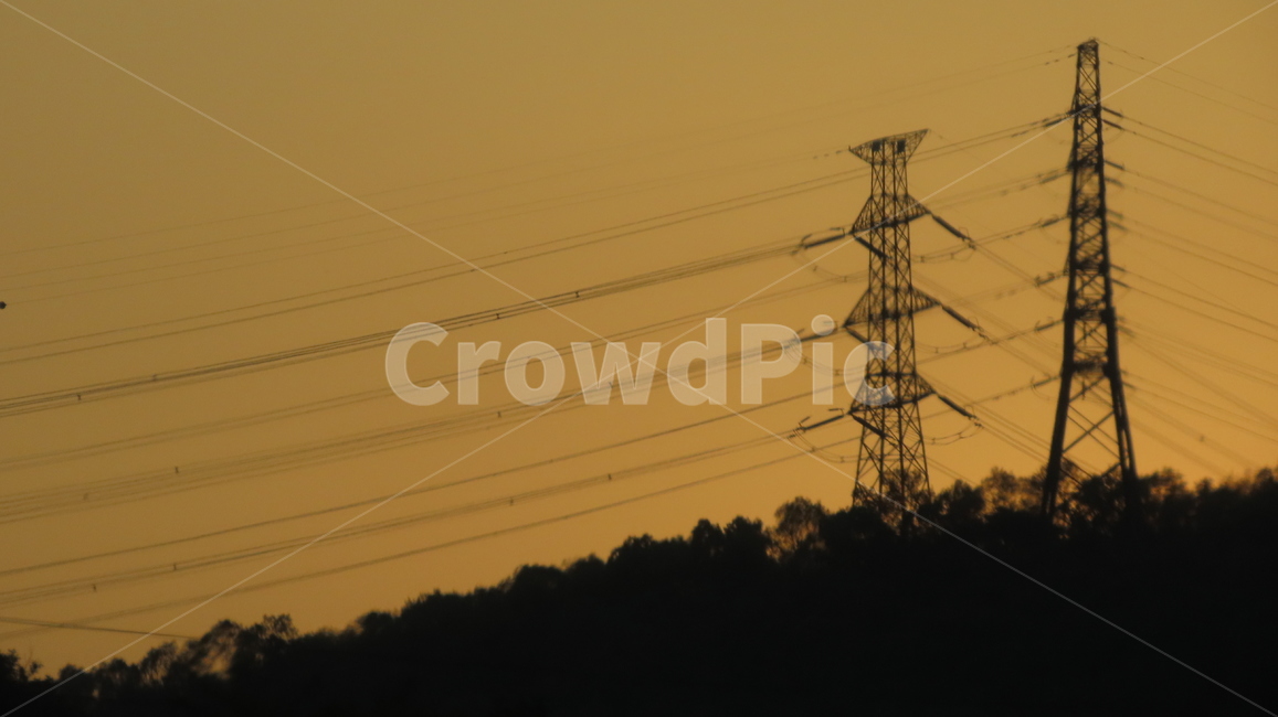 sunset,mountain,주황,전선,forest,건축물,건물외관,exterior,building,structure,architecture,construction