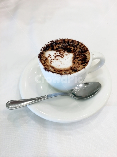 카푸치노,커피잔,카페,티컵소서,티스푼,white,라떼아트,티테이블커버,cafe,시나몬,쵸코,휴식,바리스타,에스프레소,latteart,espresso,감성사진