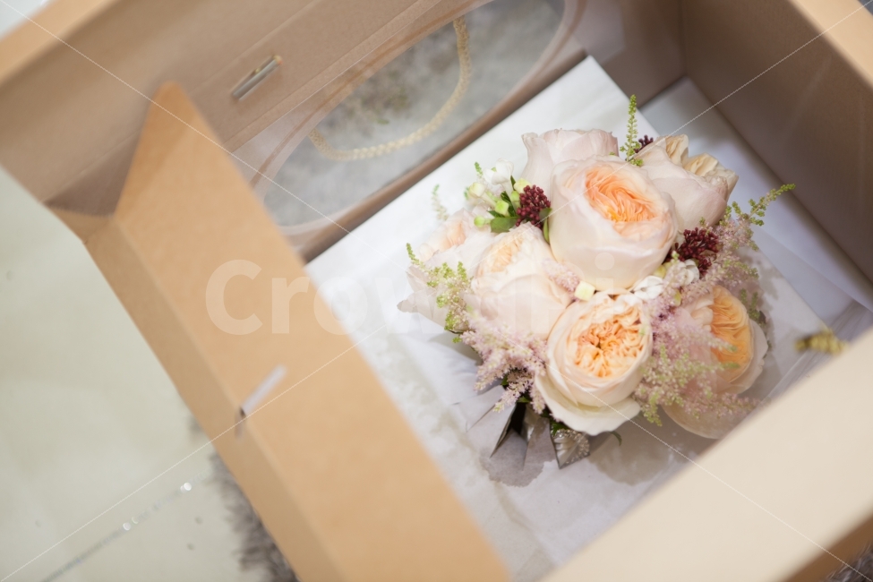 웨딩,부케,꽃,결혼,신부,wedding,flower,bouquet,예쁜사진,화사한,식물,자연,plants,nature,꽃,flower,기념일,축하,anniversary,congratulation,celebrate,celebration,결혼,혼례,웨딩,wedding,marriage,marry,연출,컨셉,콘셉,direction,concept