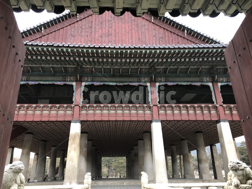 경복궁,경회루,기와,연회,동양파티장,랜드마크,전통문양,나무,한국전통,한국문화,korean traditional,korean culture,건축물,건물외관,exterior,building,structure,architecture,construction