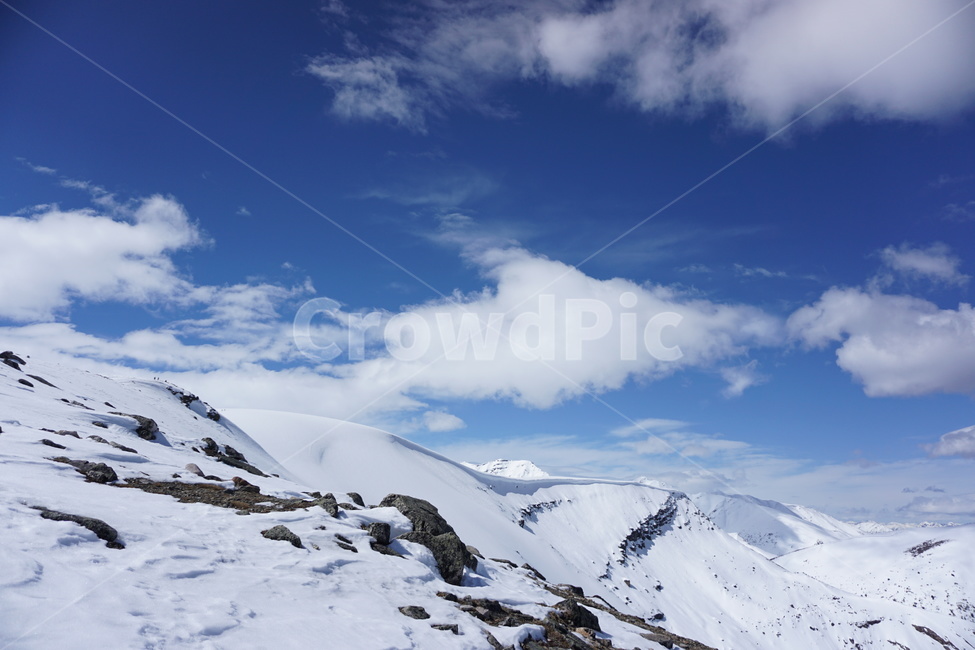로키산맥,구름,설산,캐나다,눈,얼음,파란색,하얀색,등산,하늘,rockies,ice,snow,mountain,canada,blue,white,sky,cloud