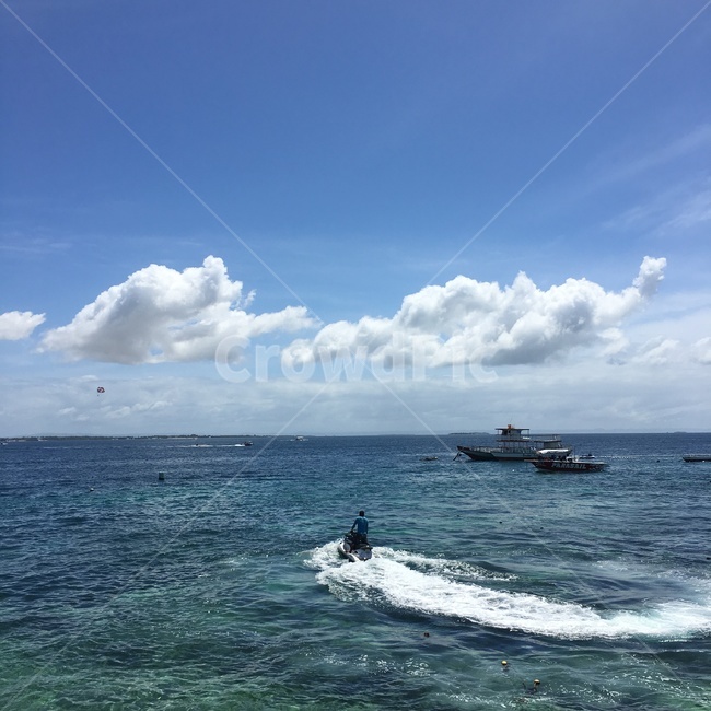 바다,파도,서핑,하늘,파랑,필리핀,청량,자연,풍경,nature,landscape,transportation,교통,jet ski,제트 스키,vehicle,차량,adventure,모험,leisure activities,레저 활동
