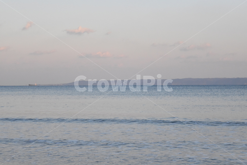 바다,물결,하늘,구름,저녁,풍경,sea,evening,wave,water,sky,그라데이션,파스텔,색감,해변,자연,풍경,nature,landscape,vehicle,차량,watercraft,선박,transportation,교통,adventure,모험,leisure activities,레저 활동