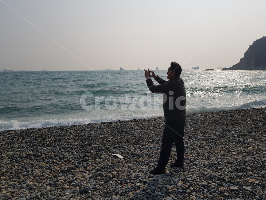 human,인간,사람,sea,바다,nature,자연,자갈,아빠,사람,인물,인간,human,person,남성,남자,man,male