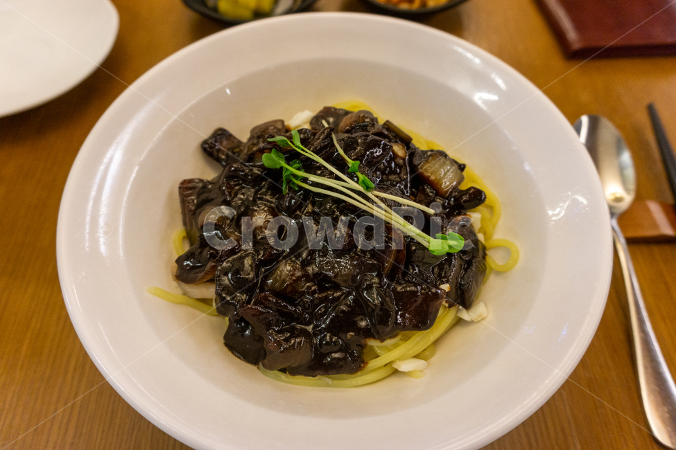 자장면,짜장면,음식,jajangmyeon,중식,noodleswithblacksoybeansauce,면요리,식사,dinner,koreafood,한국음식,중화요리,중국음식,noodle,koreanoodle,koreapasta,음식,식재료,요리,food,cook,meal,dishes,food reserves,면류,면요리,noodles,중식,중국음식,중화요리,chinese food,chinese dishes,chinese meal,chinese cook