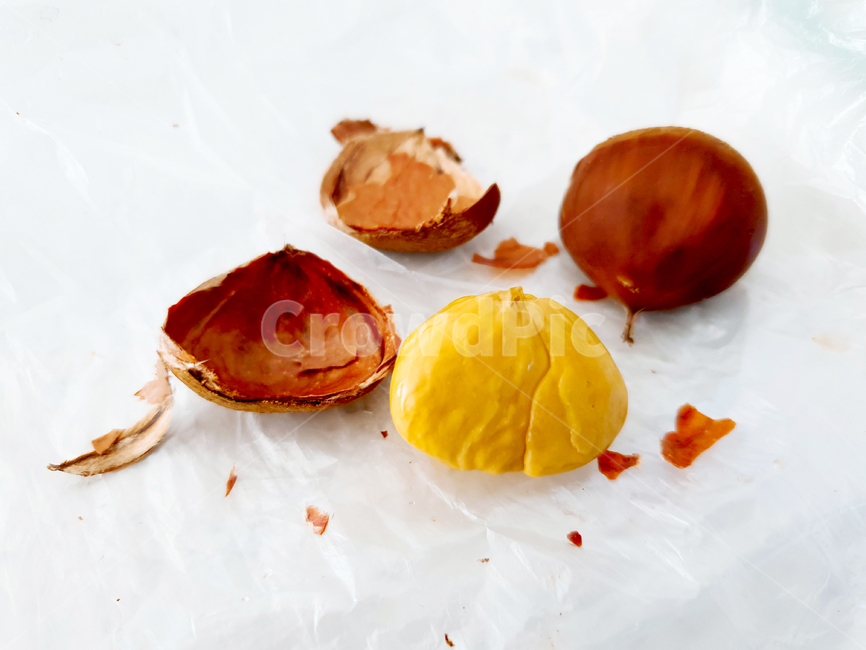 밤,견과류,가을,음식,알밤,껍질,열매,알맹이,식품,가을,계절,fall,autumn,season,음식,식재료,요리,food,cook,meal,dishes,food reserves