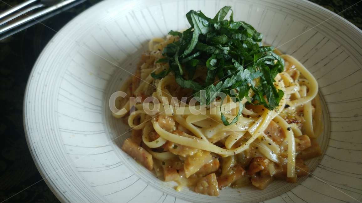 음식,파스타,계란,까르보나라,노른자,깻잎,데코,접시,cook,요리,음식,식재료,요리,food,cook,meal,dishes,food reserves,면류,면요리,noodles,양식,서양음식,서양요리,western food,western dishes,western meal,western cook