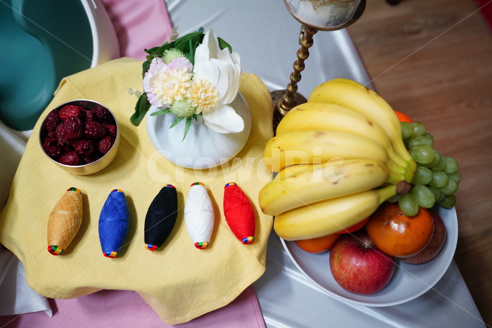 한국,잔치,파티,백일,백일잔치,실,느낌,party,기념,행사,컬러,색감,color,한국전통,한국문화,korean traditional,korean culture,사물,물건,오브젝트,thing,object,matter
