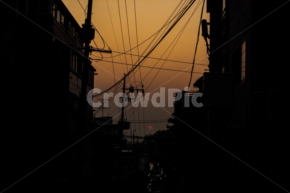 복잡한,일몰,일출,전기줄,실루엣,전선,골목,도시,풍경,city,landscape,한국도시풍경,한국도시경관,korea cityscape,골목길,alley,실루엣,그림자,silhouette,shadow,감성,sensible,feeling