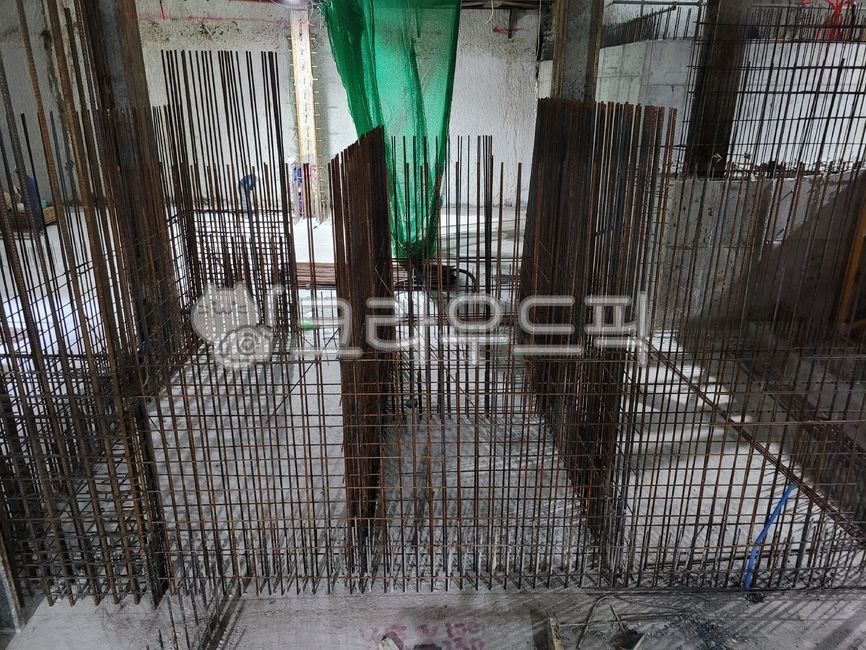 철근배근,벽체철근,지하층,건설현장,건축현장
