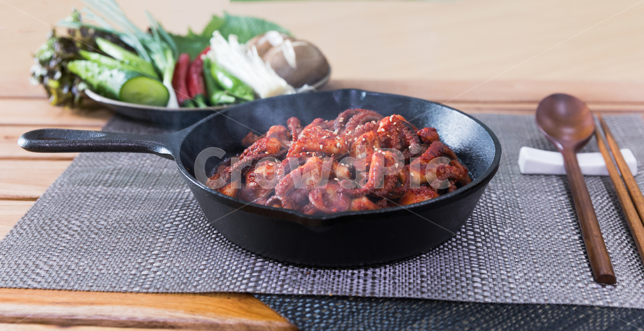음식,쭈꾸미볶음,식사,안주,쭈꾸미,저녁식사,한식,korea,spicy,오징어볶음,식당,매콤,매운맛,red,맛집,고추장,고춧가루,식재료,요리,cook,reserves,수산물,해산물,fisheryproducts,seafood,한국음식,한국요리,food,dishes,korean,meal,koreancook,맛있다,먹다,맵다,소스,볶음,음식,식재료,요리,food,cook,meal,dishes,food reserves,한식,한국음식,한국요리,korean food,korean dishes,korean meal,korean cook