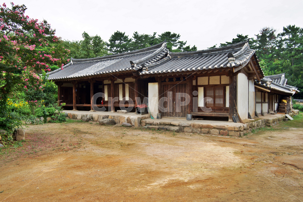 양동마을,경주,양반,집성촌,민속마을,조선시대,한옥,기와집,초가,문화재,유네스코세계유산,전통문화,월성손씨,여강이씨,자연,전통가옥,한국전통,한국문화,korean traditional,korean culture,건축물,건물외관,exterior,building,structure,architecture,construction