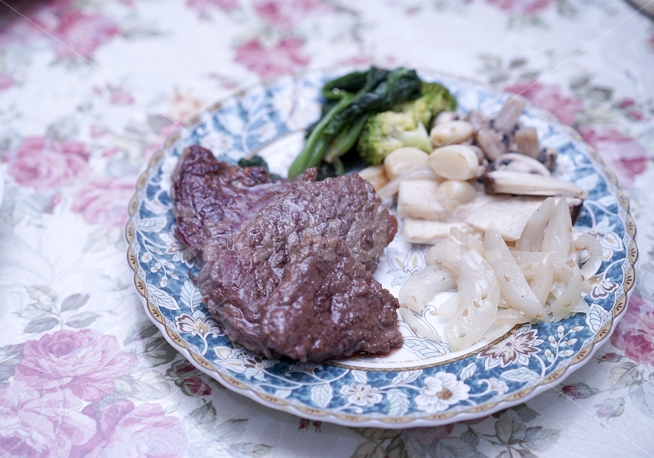 스테이크,집밥,우리집밥,식사,고기,소고기,엄마솜씨,엄마손맛,우리집,화목,음식,식재료,요리,food,cook,meal,dishes,food reserves,육류,고기,meat