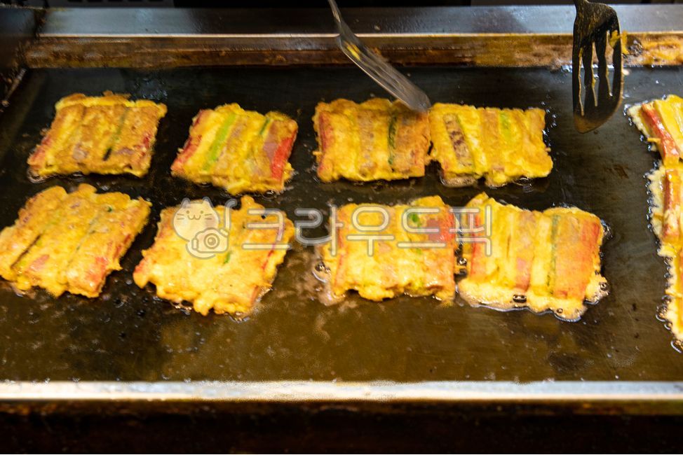 튀김,간식,먹거리,음식,길거리음식,요리,튀긴요리,맛있는,군것질,국민간식,food,streetfood,snack,cooking,nationalsnack,friedfood,delicious,worm,삼색전,오색전,전,명절음식,명절,추석,설날음식,설날,fhlidayfood,holiday,newyearsdayfood,newyear,추석음식,chuseokfood,thanksgiving,음식,식재료,요리,food,cook,meal,dishes,food reserves