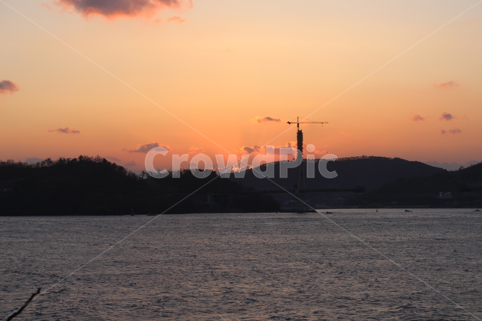 백수,해안도로,일출,해,바다,자연,풍경,nature,landscape,outdoors,옥외,dusk,황혼,sunset,일몰,sky,하늘,dawn,새벽,red sky,붉은 하늘
