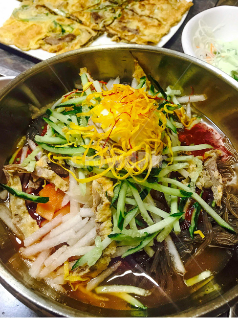 냉면,물냉면,비빔냉면,진주냉면,면,음식,food,여름음식,육수,한식,한국음식,별미,국수,면요리,요리,음식,식재료,요리,food,cook,meal,dishes,food reserves