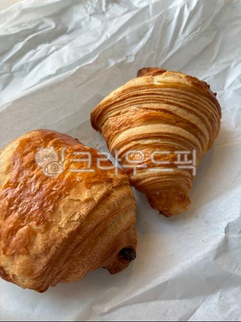 뱅오쇼콜라,뺑오쇼콜라,크루와상,프랑스빵,프랑스아침
