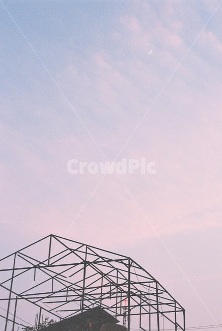 하늘,노을,필름,필름사진,film,filmphoto,sky,pink,핑크,분홍,감성,sensible,feeling,색깔,색상,색채,색감,color sense,color sensitivity,feeling of color,건축물,건물외관,exterior,building,structure,architecture,construction