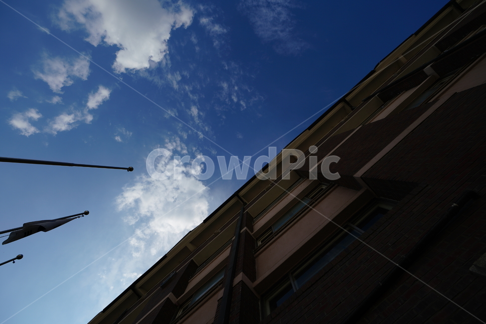 하늘,건물,파랑,sky,cloud,구름,날씨,풍경,색감,건축물,건물외관,exterior,building,structure,architecture,construction