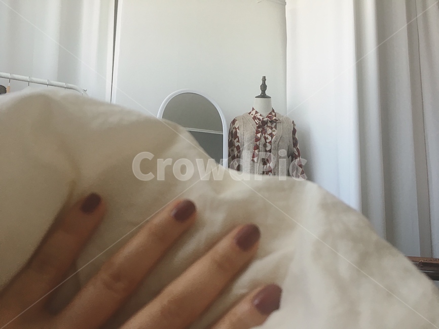 아늑한,내방,감성,손,네일,감성사진,cozyroom,myroom,방,아이보리,ivory,brown,브라운