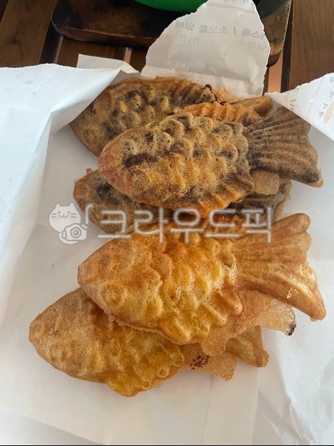 bread,Delicious snack,fish bread,winter,Winter snack,carp bread