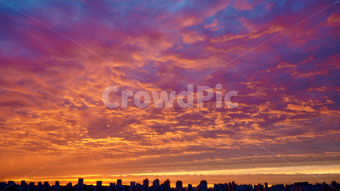 nature,자연,outdoors,옥외,sky,하늘,dawn,새벽,redsky,붉은하늘,일출,sunrise,urban,도시