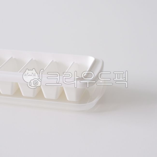 얼음틀,아이스,얼음트레이,얼음메이커,얼음통,주방도구,아이스트레이,얼음,홈카페용품,freezer,ice,icetray,냉장고,냉동고