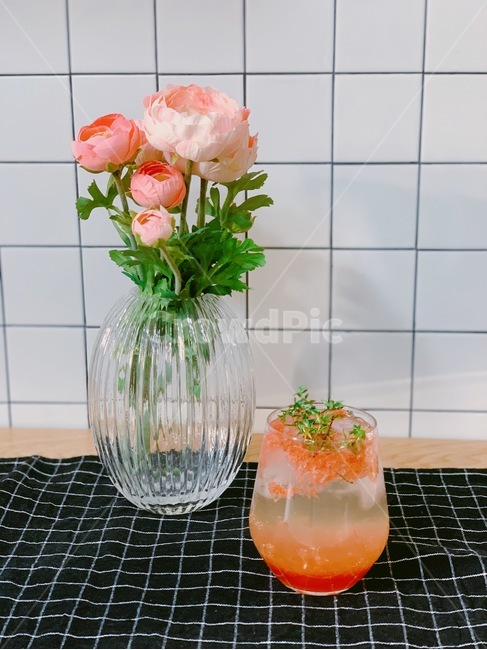 자몽에이드,자몽,grapefruit,grapefruitade,음료,drink,beverage,음식,food,cafe,카페,홈카페,탄산음료,탄산,상큼,시큼,라넌큘러스,음료수,drink,beverage