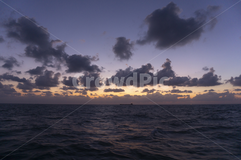 바다,자연,날씨,weather,옥외,구름,outdoor,ship,sky,하늘,blue