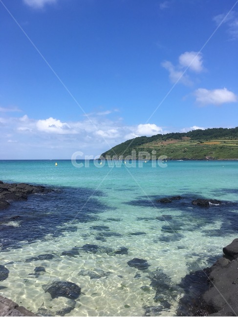제주도,휴가,바다,풍경,하늘,바다풍경,하늘풍경,여름,제주도풍경,감성사진,감성,구름,구름풍경,휴식,여름휴가,에메랄드바다,섬,에메랄드,돌