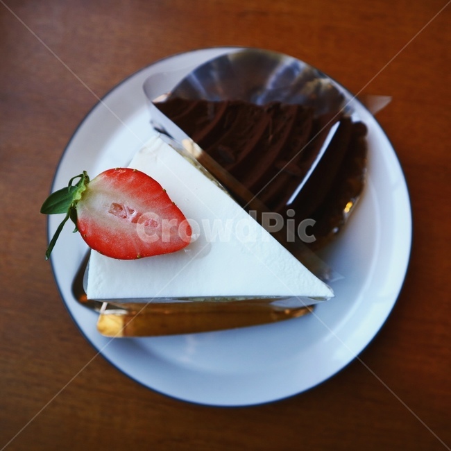 딸기,디저트,딸기케이크,초코케이크,조각케익,카페디저트,cake,cafe,strawberrycake,cakes,조각케이크,dessert,디저트,간식,후식,dessert,snack