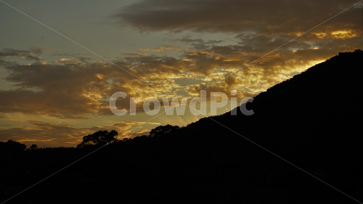 석양,해넘이,하늘,구름,저녁,황금빛,자연,sunset,sky,cloud,mountain,자연,풍경,nature,landscape,outdoors,옥외,sunlight,햇빛