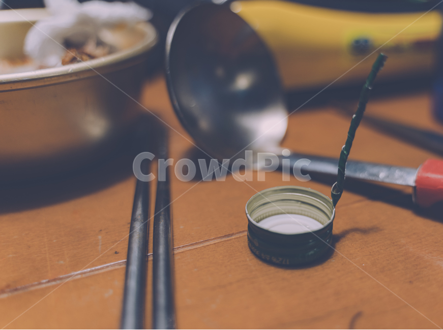 술자리,음식점,국자,젓가락,뚜껑,술뚜껑,감성,sensible,feeling,사물,물건,오브젝트,thing,object,matter