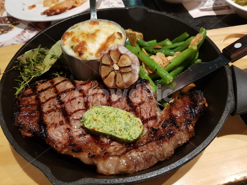 스테이크,steak,고기,food,양식,음식,식재료,요리,food,cook,meal,dishes,food reserves,육류,고기,meat