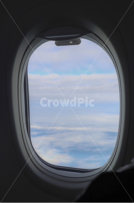 window,창문,하늘,sky,blue,파랑,파란색,구름,cloud,교통,교통수단,traffic,transportation
