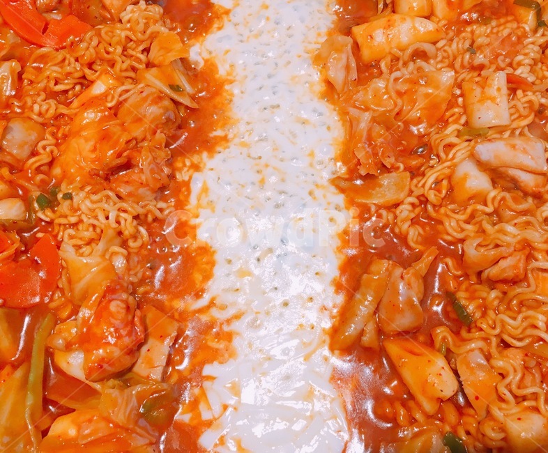 치즈,라면사리,치즈요리,야채볶음,자극적인음식