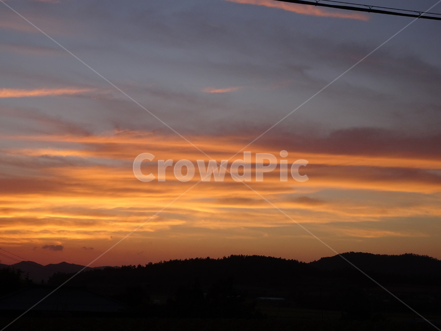 하늘,태양,노을,해,시골,자연,풍경,nature,landscape,outdoors,옥외,dusk,황혼,sunset,일몰,dawn,새벽,sky,red sky,붉은 하늘