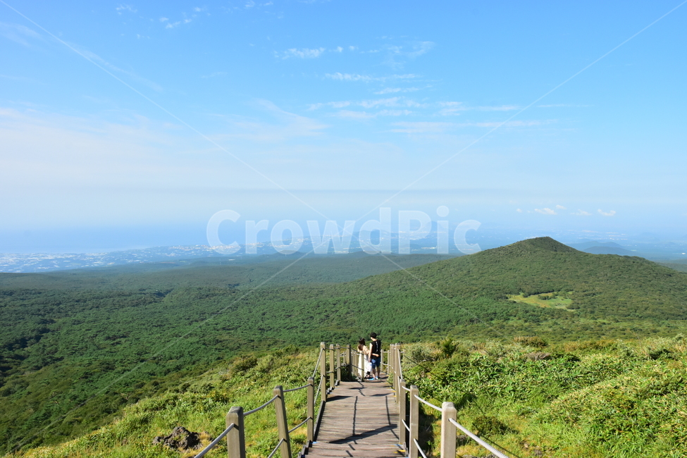 영실,한라산,제주,기암괴석,절경,자연,풍경,힐링,여름,계절,탐방,등산,season,nature,landscape,한국자연풍경,한국자연경관,korea,naturelandscape,제주도,jeju,jejuisland,자연,풍경,nature,landscape,outdoors,옥외,building,건물,bridge,다리,boardwalk,산책로