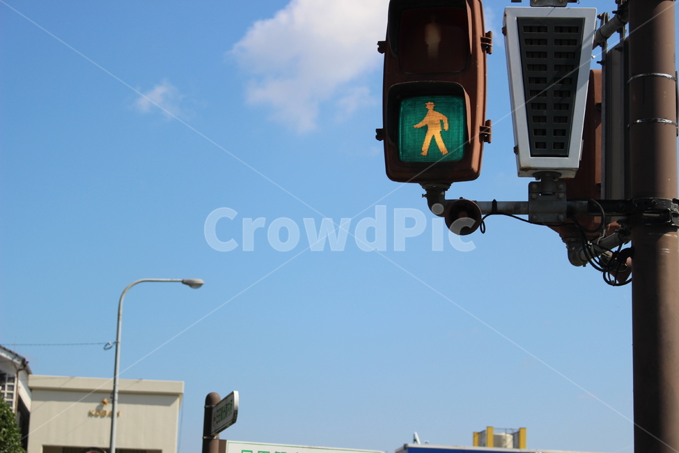 일본,일본신호등,japan,trafficlight,신호등,season,건물,색채,색상,감성,색깔,녹색신호등,산책,초록,교통,교통수단,교통,교통수단,traffic,transportation