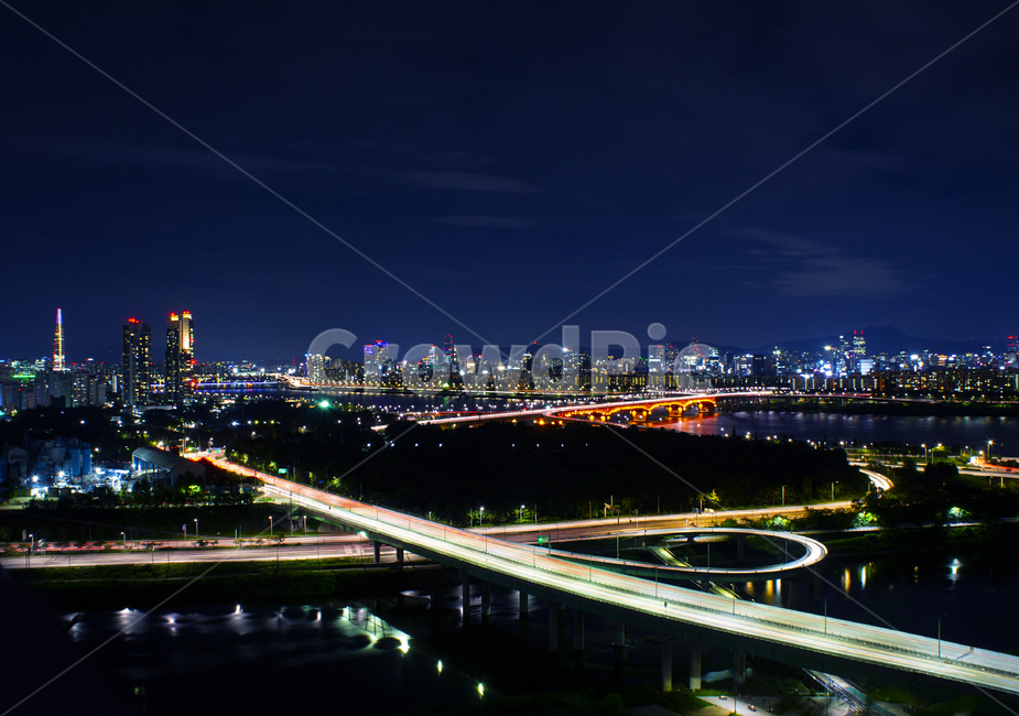 서울야경,야경,공원,park,경치,밤,풍경,nightscape,nightview,건물,landscape,빛,light,서울,한국도시,도시,한국도시경관,아파트,빌딩,building,성수대교,대교,도로,궤적